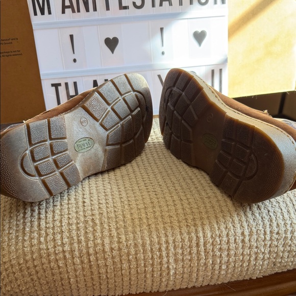 BORN Leather Slip on Clogs - Picture 6 of 6